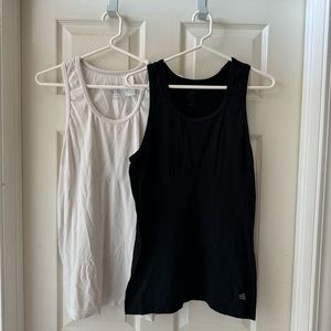 2 The North Face Flight Series wicking tank tops - XL